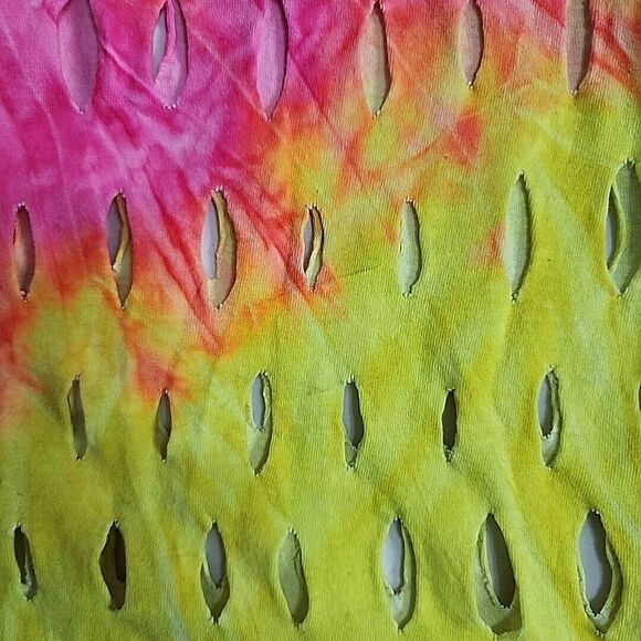 It's Better In The Bahamas‎ Freeport Spiral Tie Dye Fray Upcycle Rare T-Shirt XL - Picture 8 of 16